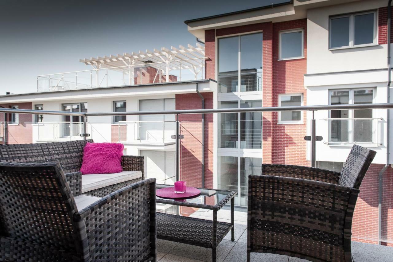 Apartament Elegance Pink Rewal Exterior photo
